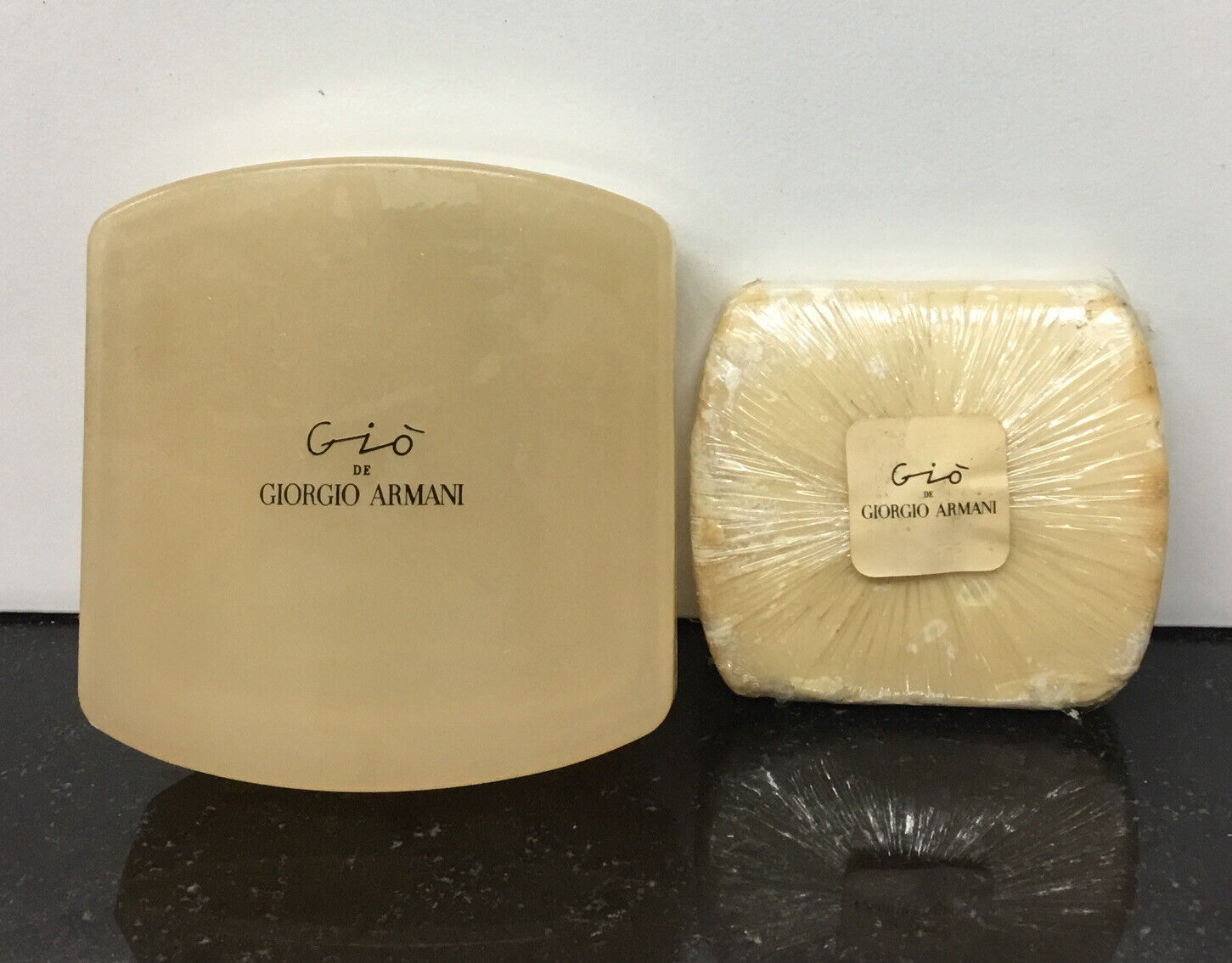 Gio 'De Giorgio Armani Bath Soap 3.5 oz  RARE- AS PICTURED