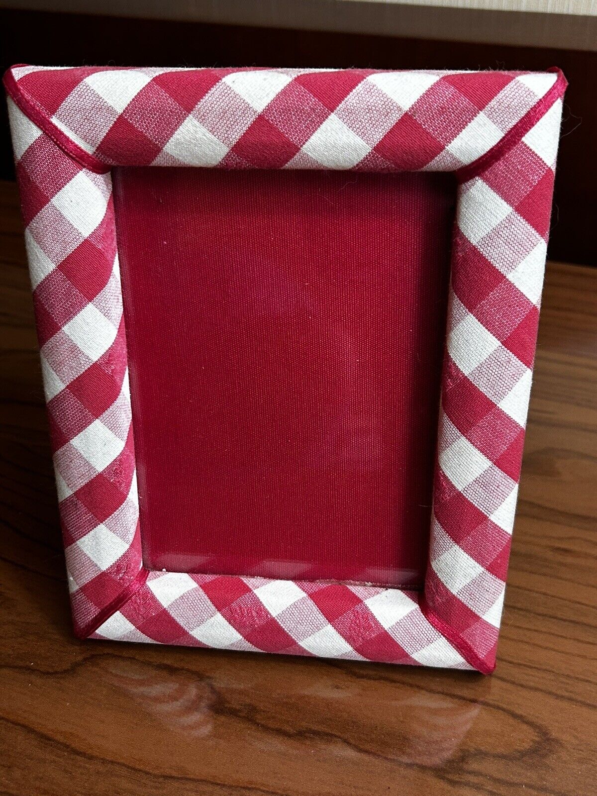Pierre Deux Red & White Gingham Linen Easel Picture Frame 4 X 6