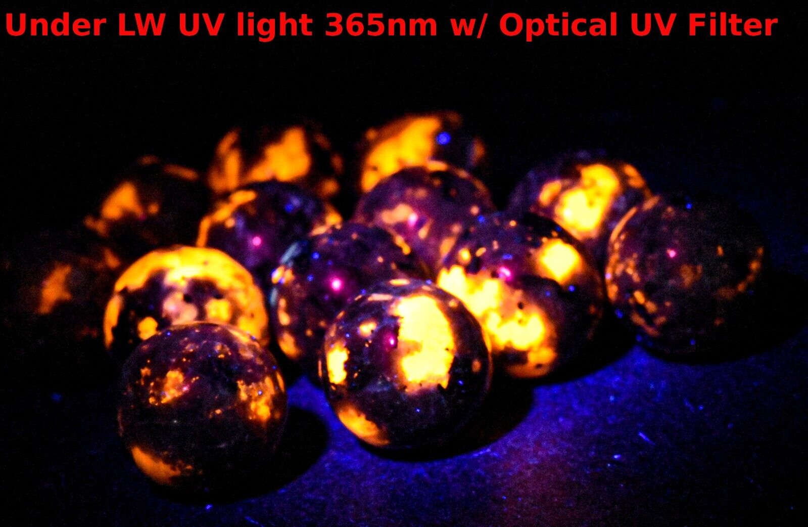 1PC 16mm Yooperlite Sphere Glowing under UV Syenite Sodalite Mineral Ball China