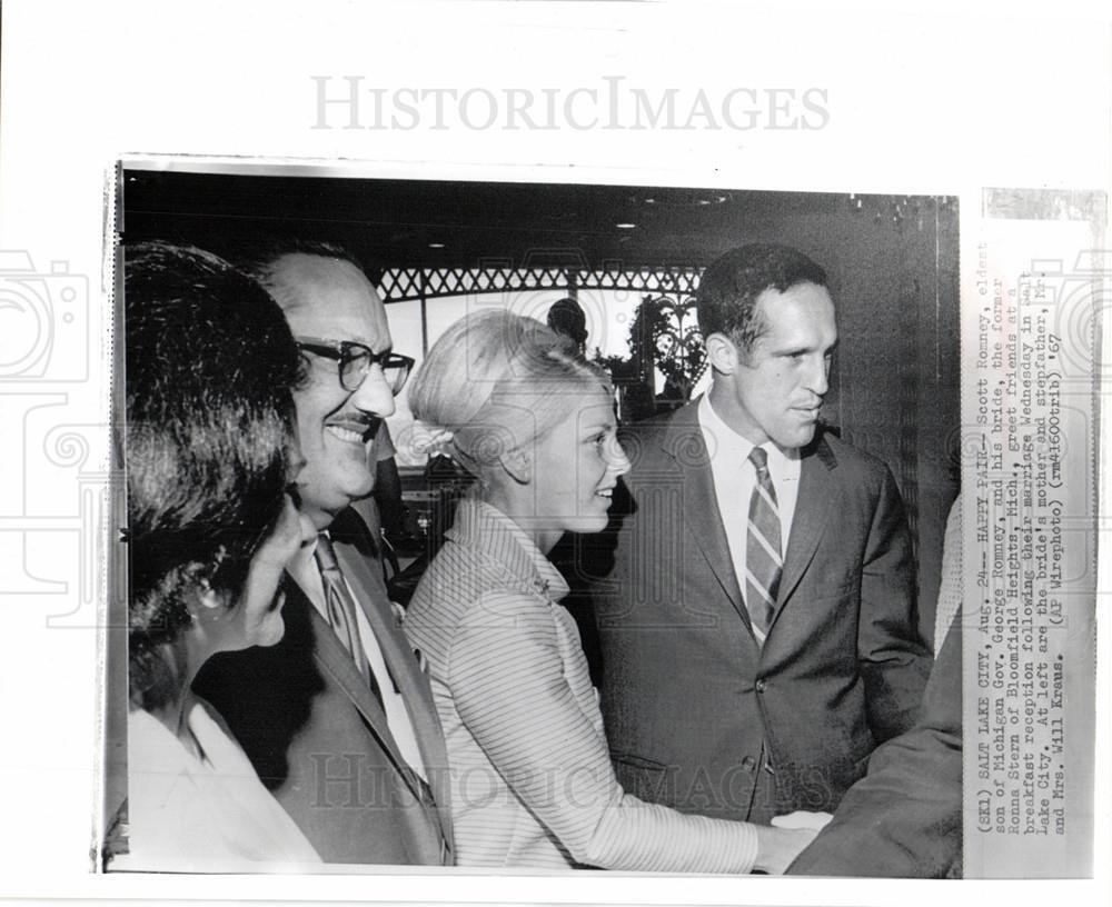 1967 Press Photo Scott Romney Ronna Stern - dfpb81939