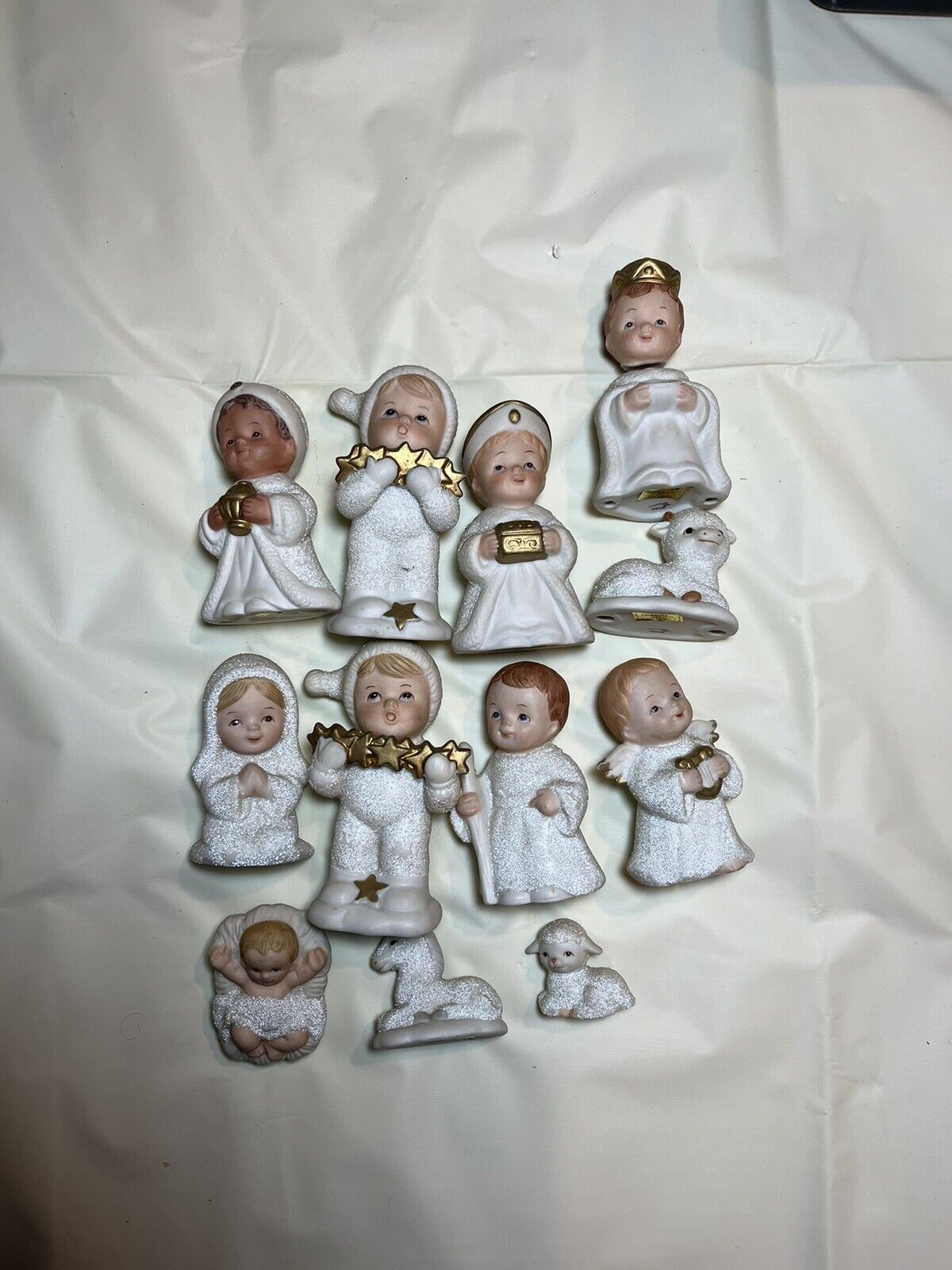 Nativity 12 Piece White Ceramic Glitter Children
