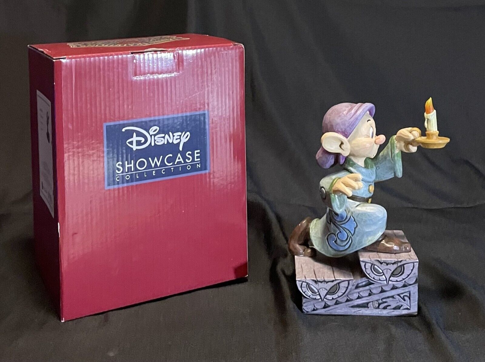 Disney Traditions Showcase A Light In The Dark Dopey with Candle BOXED 2014