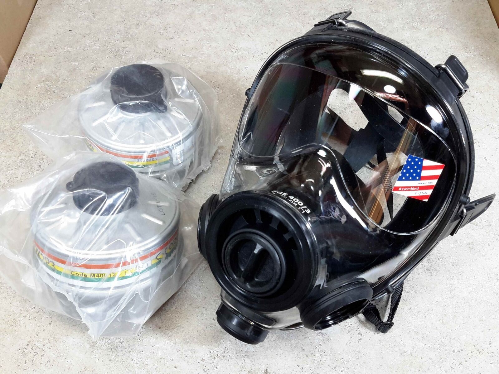 NBC Gas Mask Military-Grade SGE 400/3 Comes with TWO 40mm NATO CBRN Filters, NIB