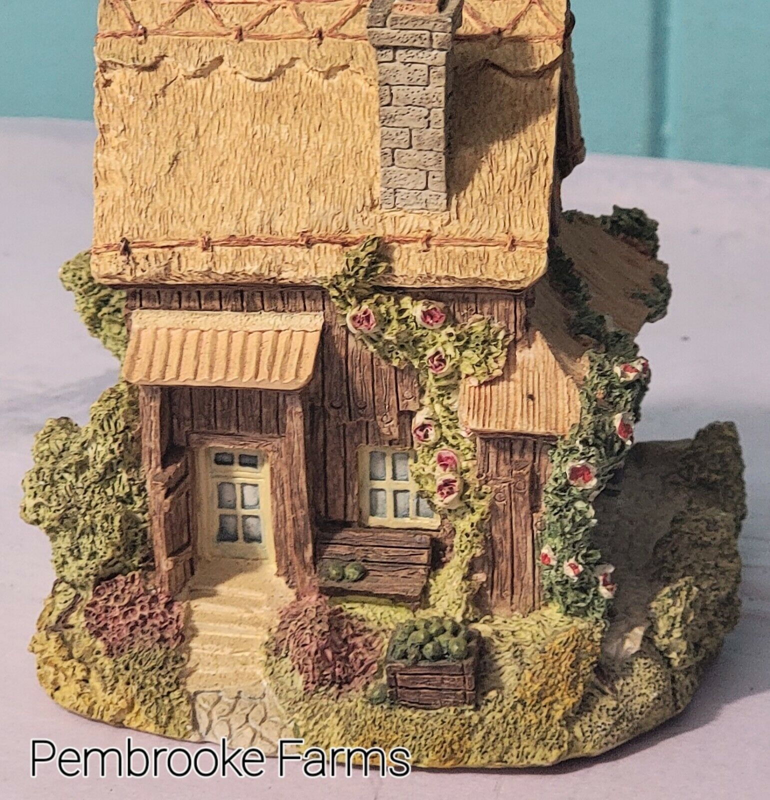 Olde England's Classic Cottage- Pembrooke Farms