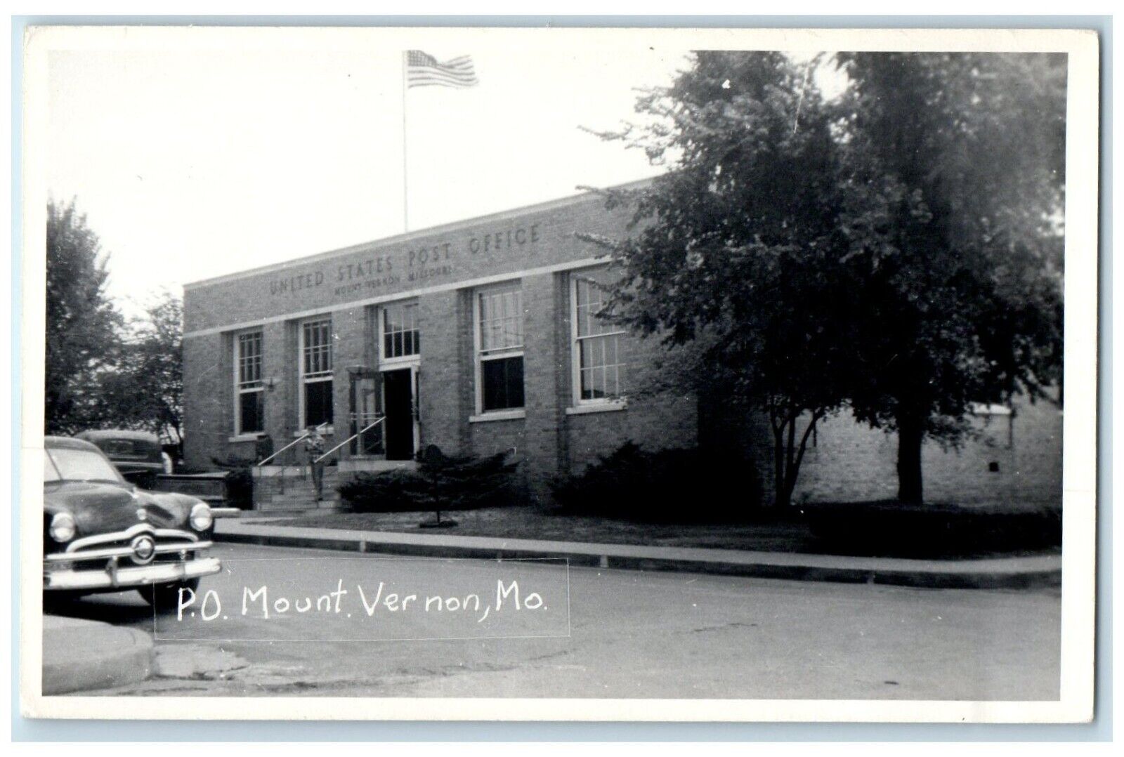 c1950\'s Post Office Building Cars Mount Vernon Missouri MO RPPC Photo Postcard