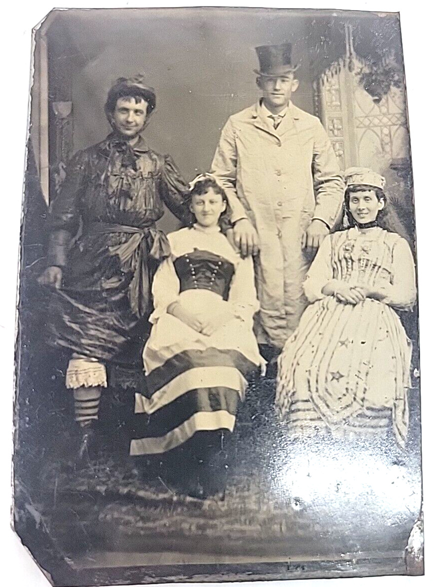 Antique Tin Type Photo Family 2.5x3.5, 1889