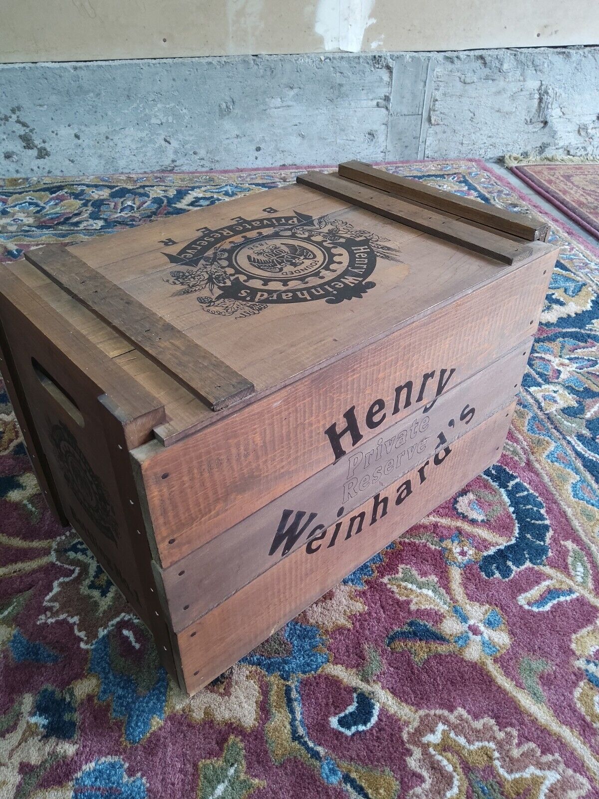 Vintage Henry Weinhard's PRIVATE reserve Wooden Crate Box Original Empty Bottles