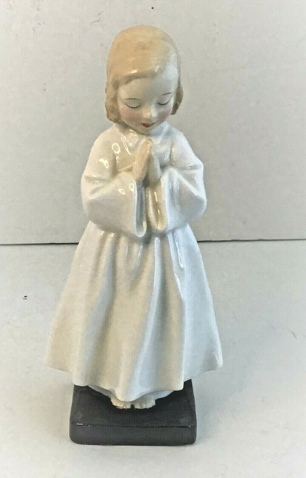 Royal Doulton Figurine Bedtime RN 842481 Issued 1945-1997