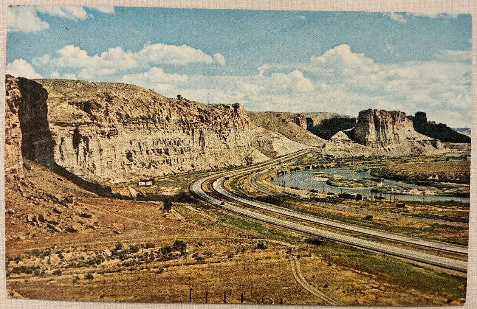 green river palisades interstate 80 highway VTG postcard Wyoming 
