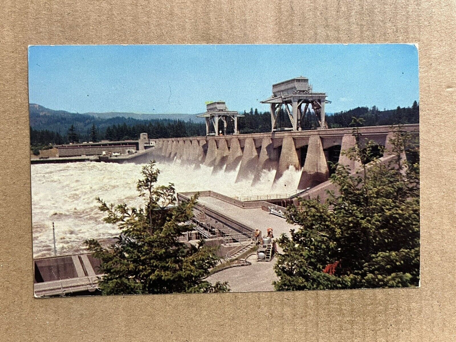 Postcard Oregon OR Washington WA Bonneville Dam Columbia River Vintage PC
