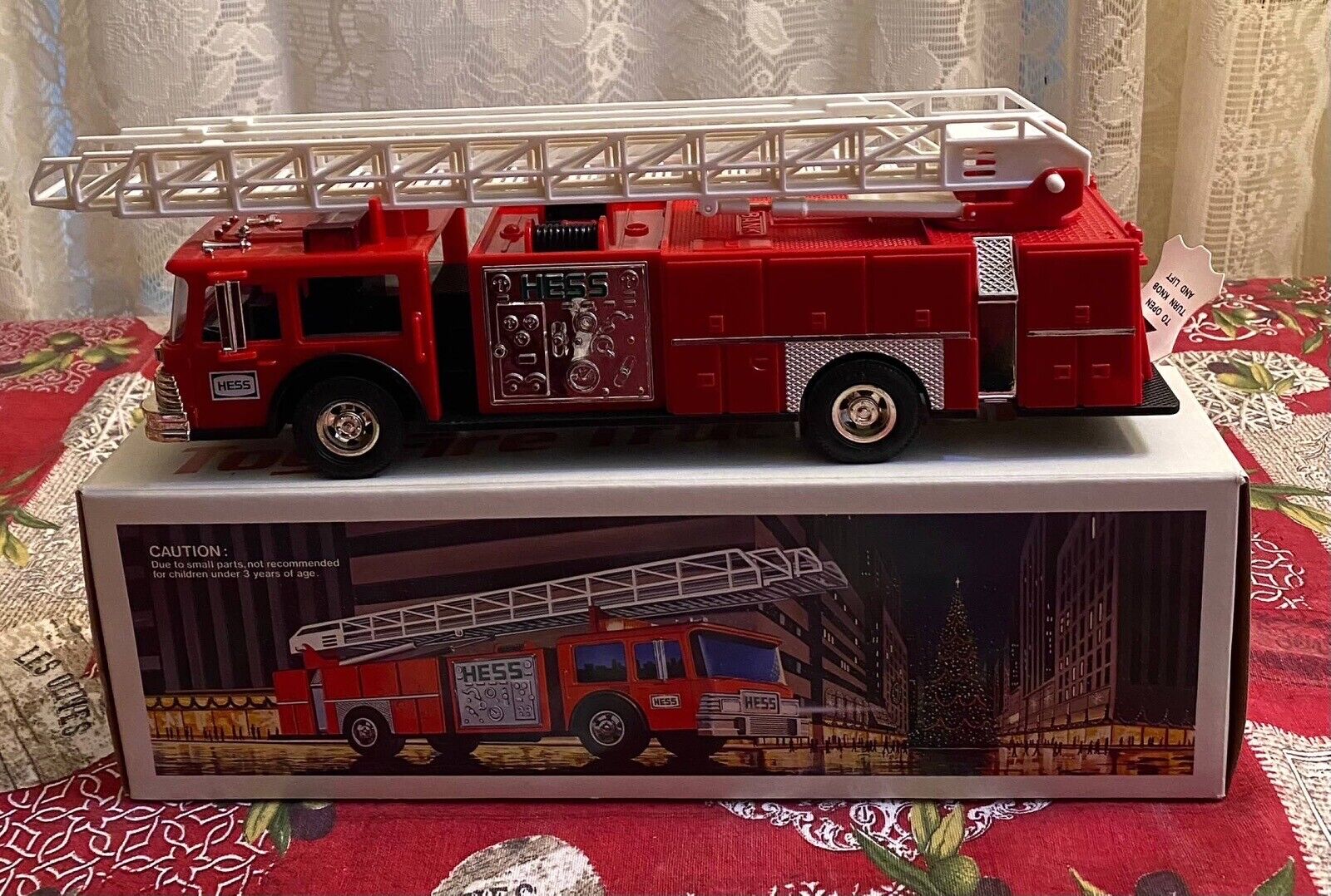 Vintage 1986 Hess Toy Fire Truck Bank - New In Box