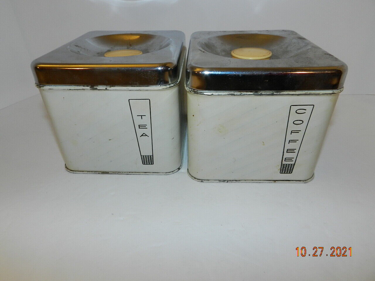  2 Vintage Lincoln BeautyWare pin-striped Wedge Canisters  Coffee and Tea