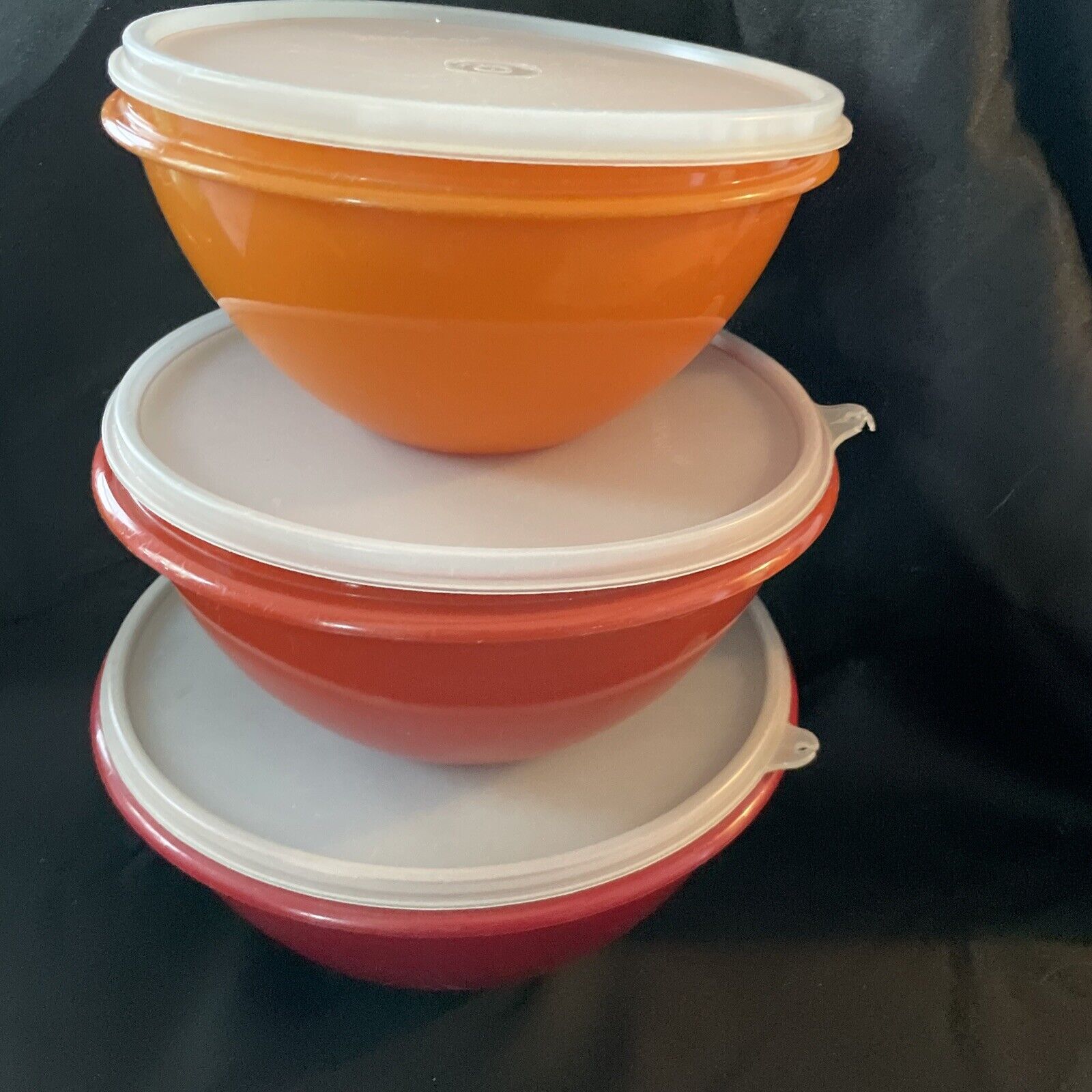 Vintage Set of 3 Tupperware Nesting Wonderlier Bowls / Seals Harvest Colors 