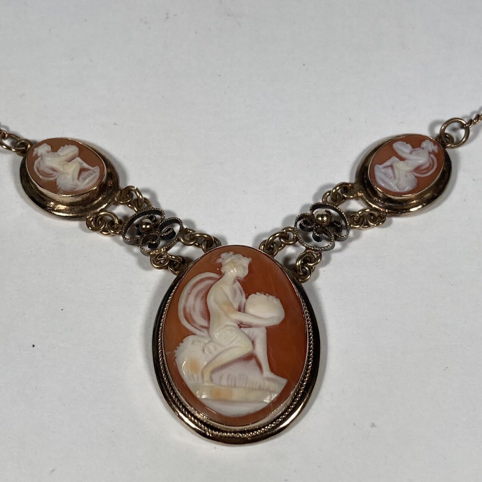 Vintage 12K Yellow Gold Filled Three Section Carved Shell Cameo Necklace