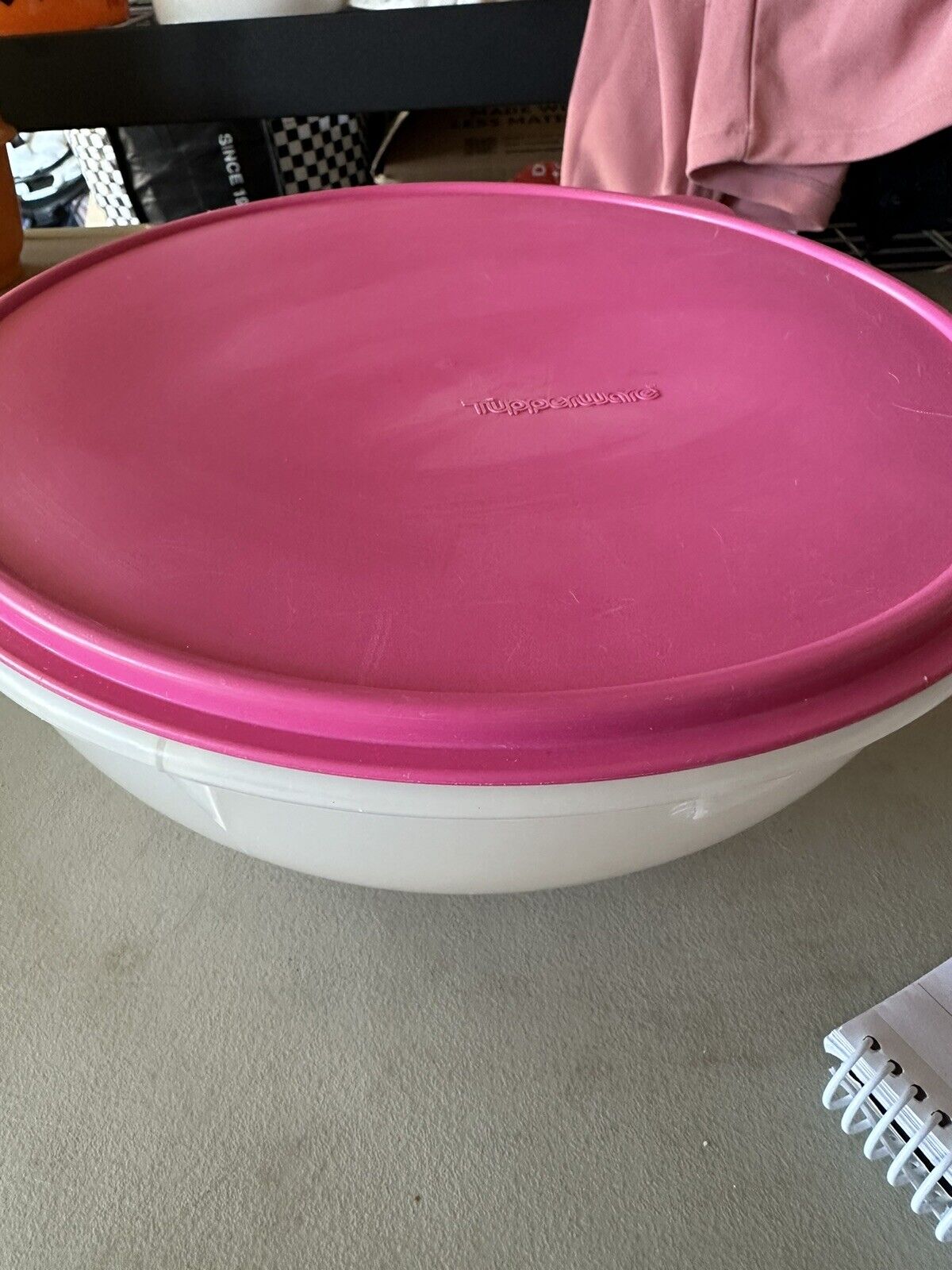 Vintage Large Tupperware #274 FIX N MIX Sheer Bowl with Pink Lid. Good Condition