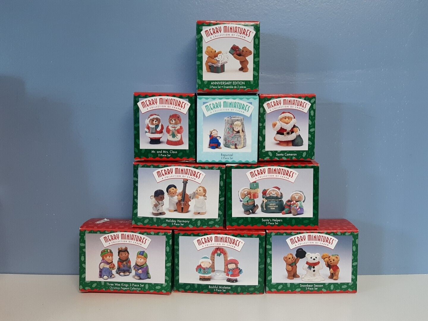 Hallmark Merry Miniatures Lot Christmas Sets And Rapunzel Set