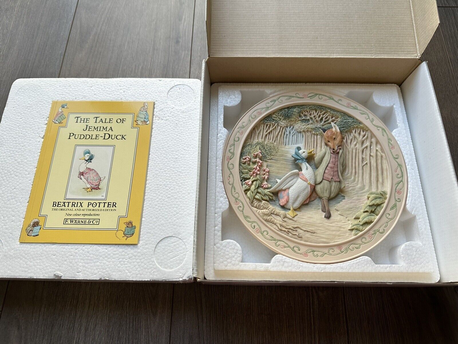 Beatrix Potter The Tale of Jemima Puddle-Duck 3D Plate Davenport Pottery Plate