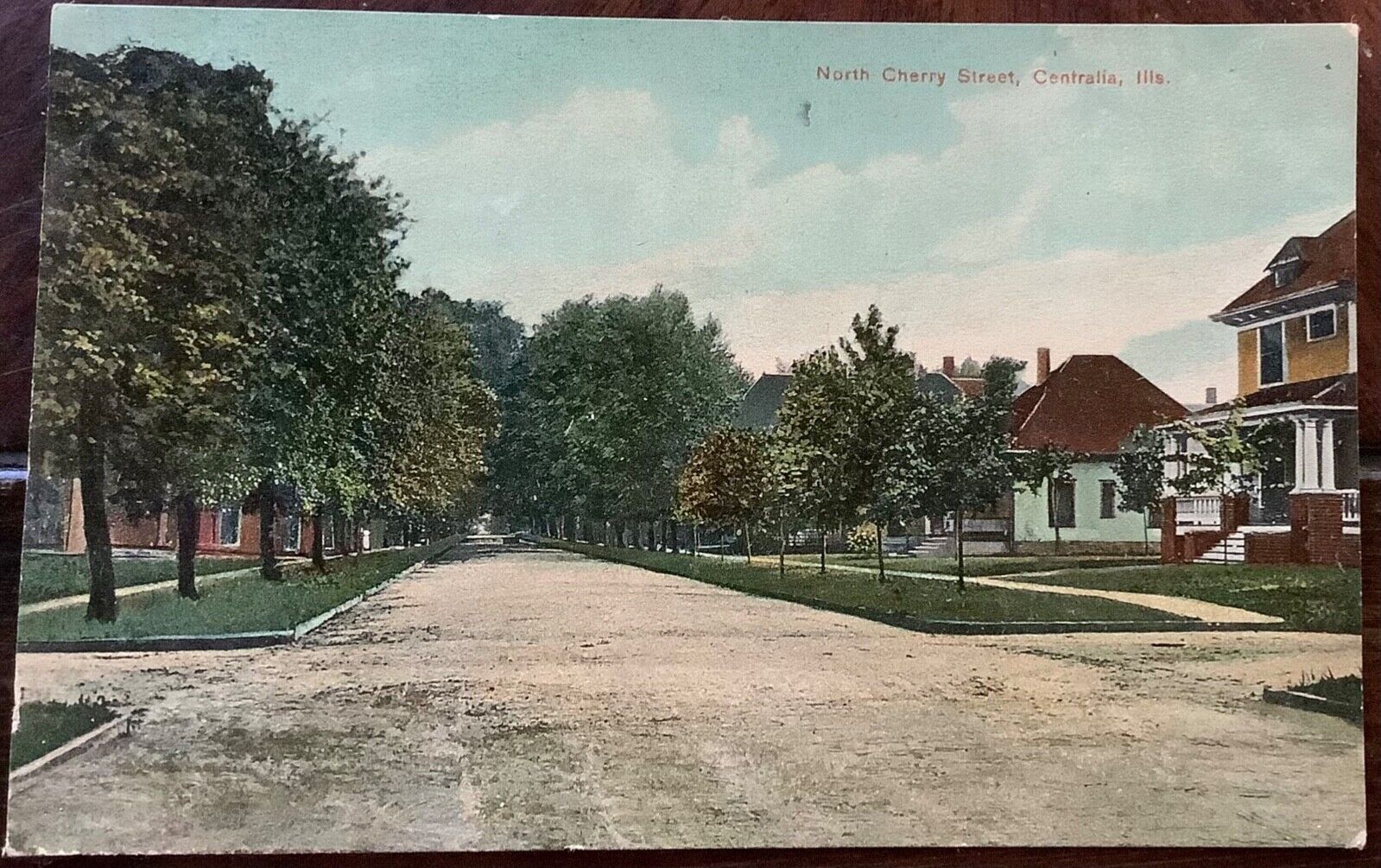 1909 Centralia,IL North Cherry St. Illinois Antique Postcard Residential Homes