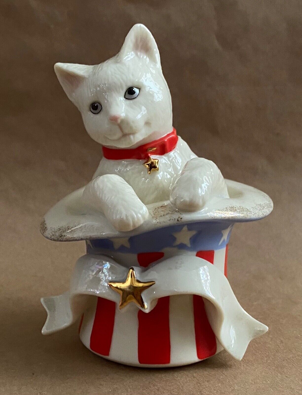 Lenox Independence Day 4th Of July Patriotic Surpise Cat Figurine