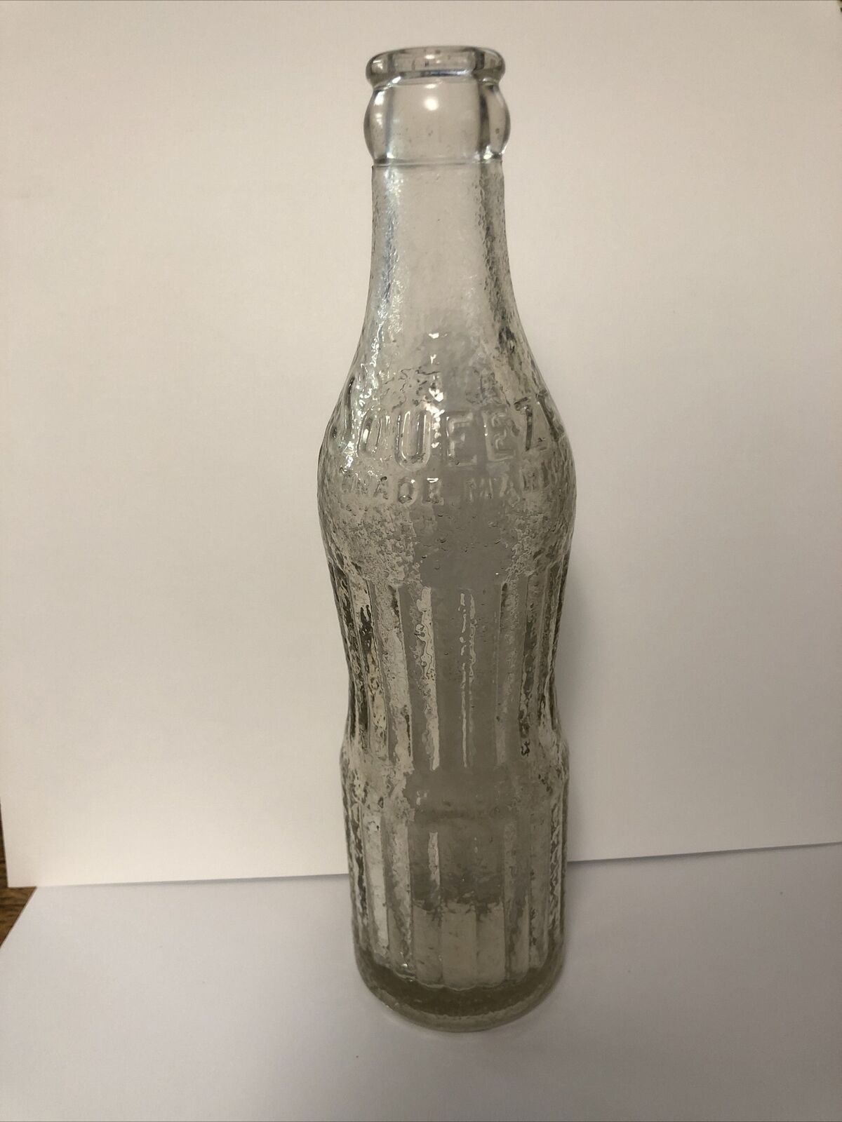 Deco SQUEEZE Embossed Beverage Soda Bottle - Design Pat No 74117 ~ CS259