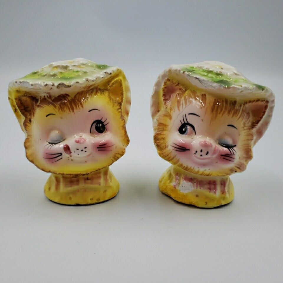 Vintage Winking Kitty Salt and Pepper Shakers Miss Priss Cat Anthropomorphic 50s