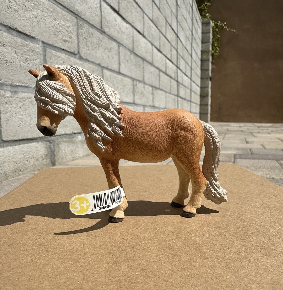 New Schleich Horse Icelandic Pony Palomino Mare Toy Figure 