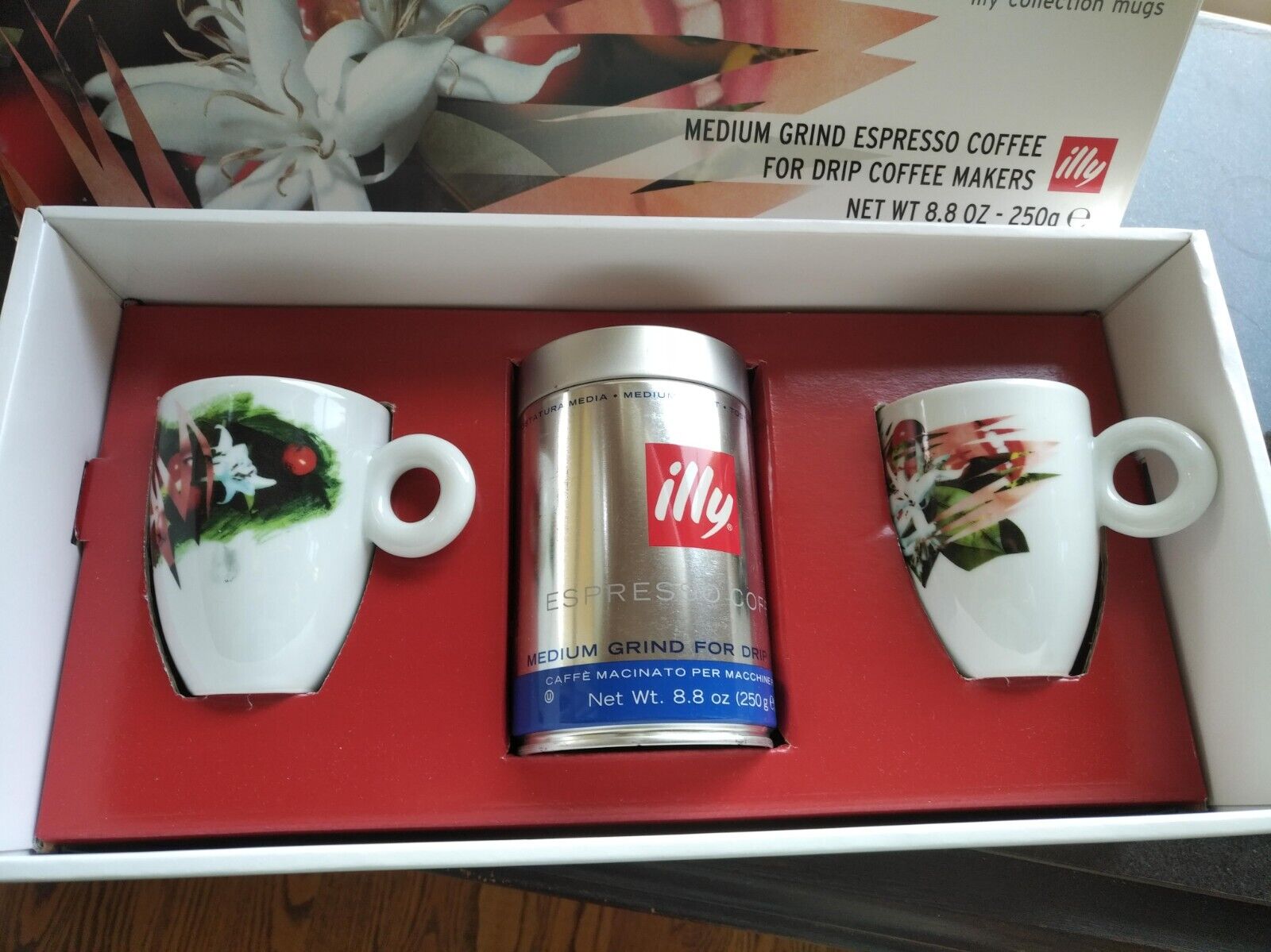illy art collection: 2003 JAMES ROSENQUIST 2 Coffee Flowers Ideas MUGS LimitedEd