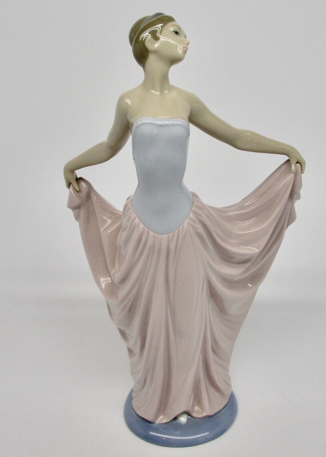Lladro The Dancer ballerina figurine 5050 holding dress 1979 Spain BROKEN FINGER