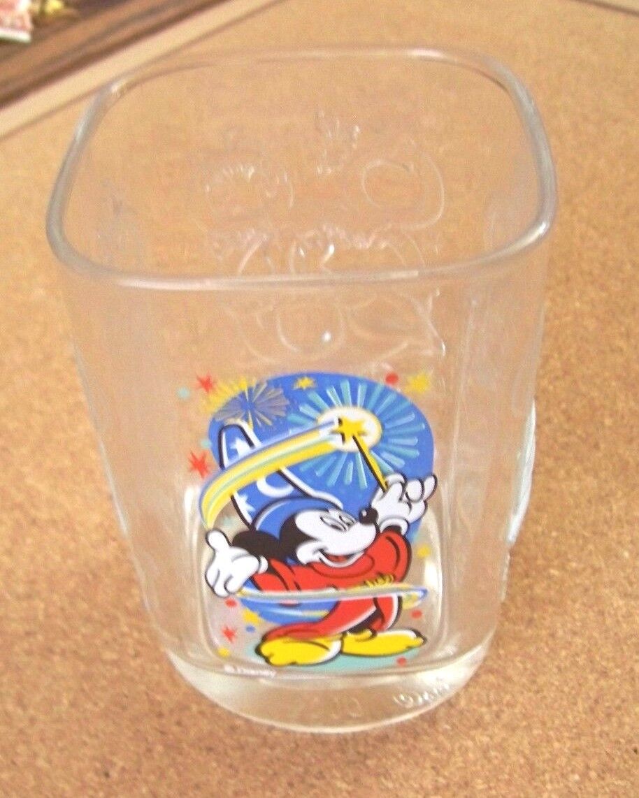 2000 Walt Disney World Epcot McDonald\'s Wizard Mickey Mouse square glass