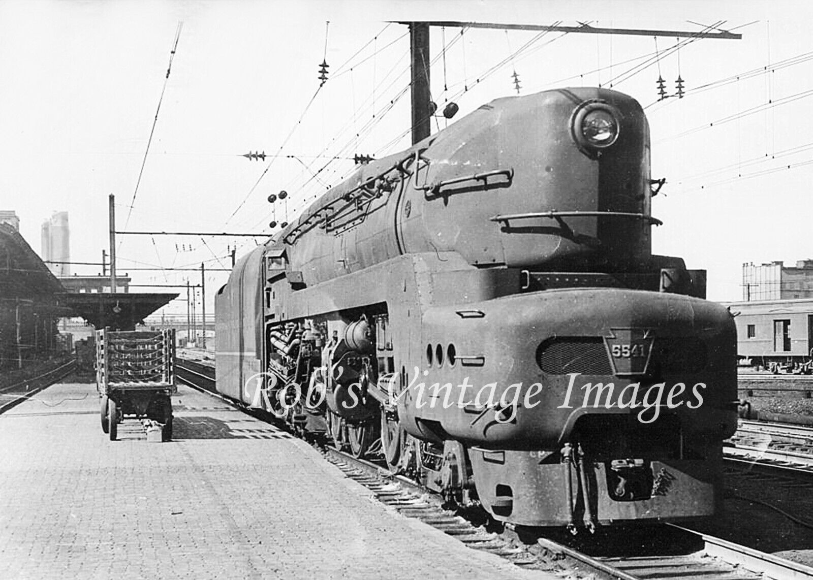 Pennsylvania Railroad T-1 photo Sharknose 5541 Train Steam 1940s Art Deco PRR