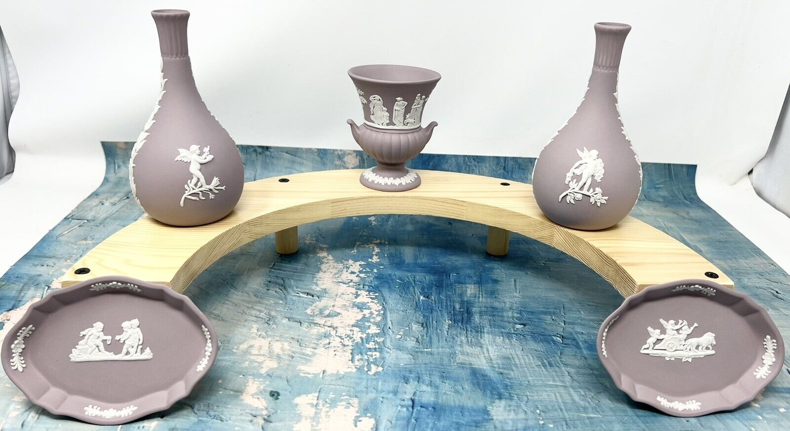 Vtg. Wedgwood Jasperware Lilac Lot of 5 Vases & Small Trinket Holders EUC