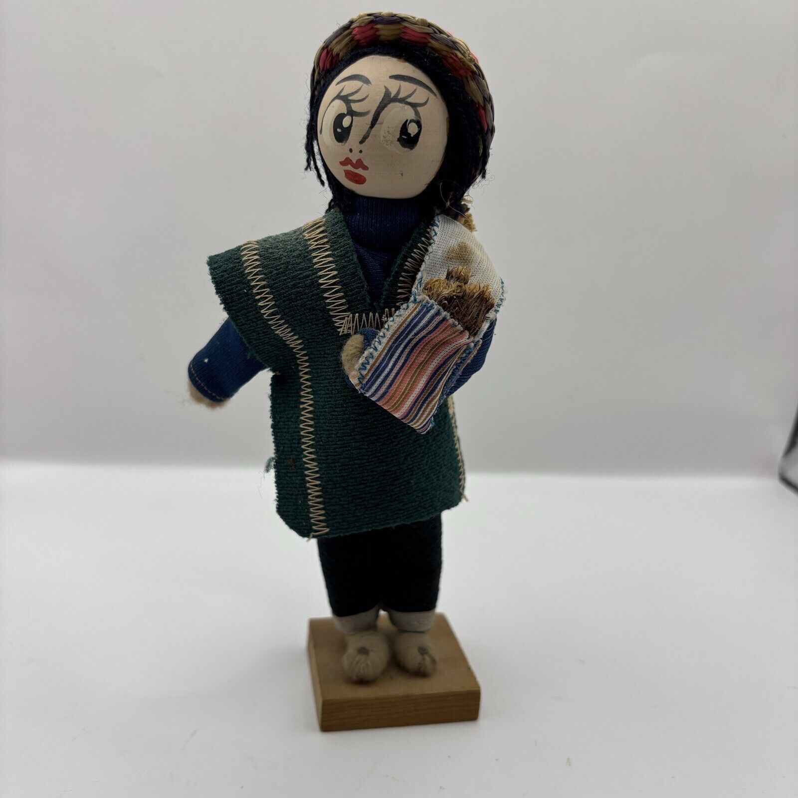 RARE Vintage Ecuador Folk Art Doll 6\
