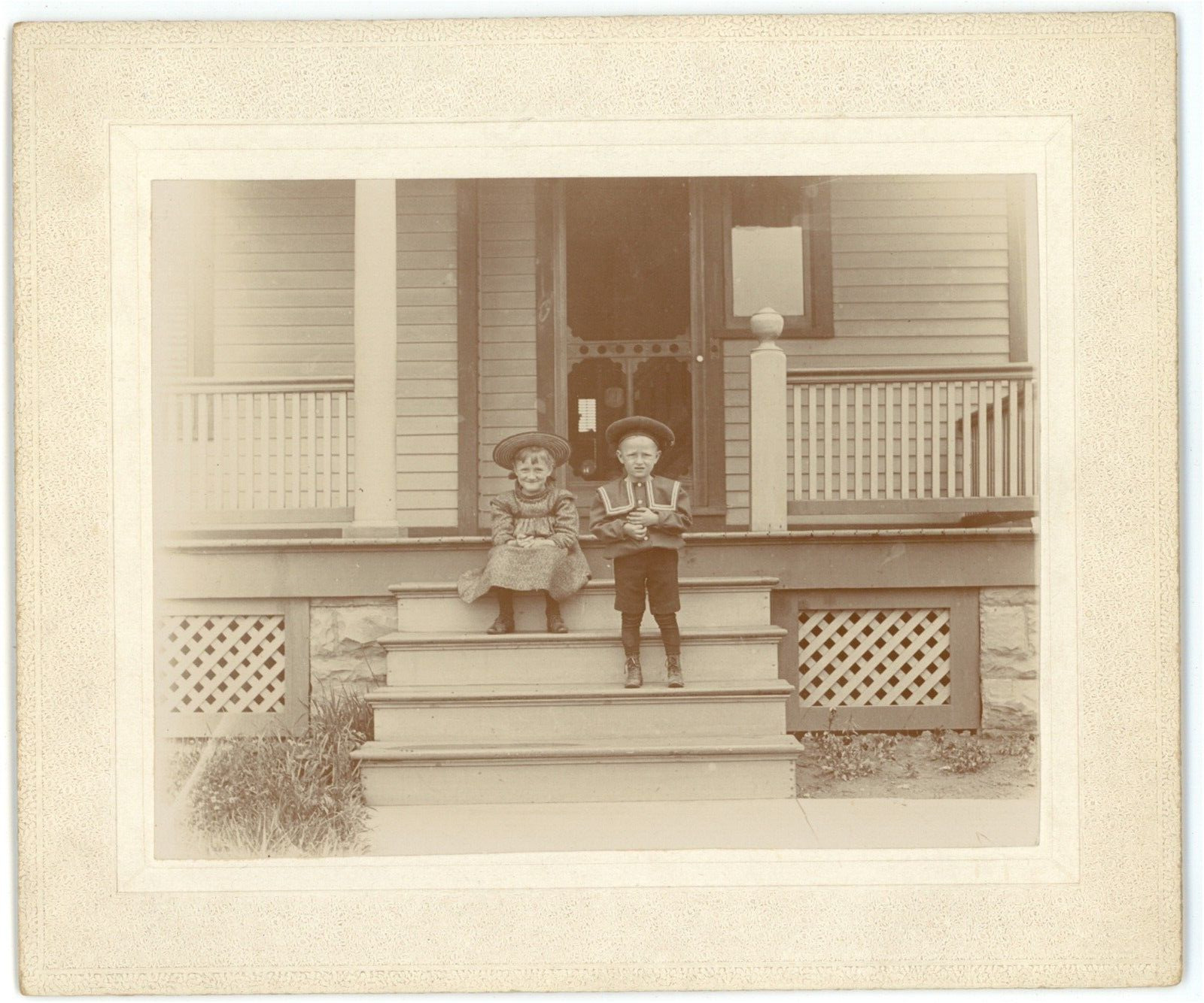 CIRCA 1890'S RARE CABINET CARD Adorable Sister & Brother on Front Porch of Home
