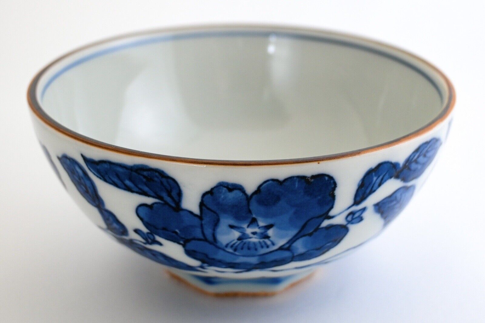 VTG Japanese Chawan Rice Bowl Blue & White Porcelain Tsubaki Camellia Seto Ware
