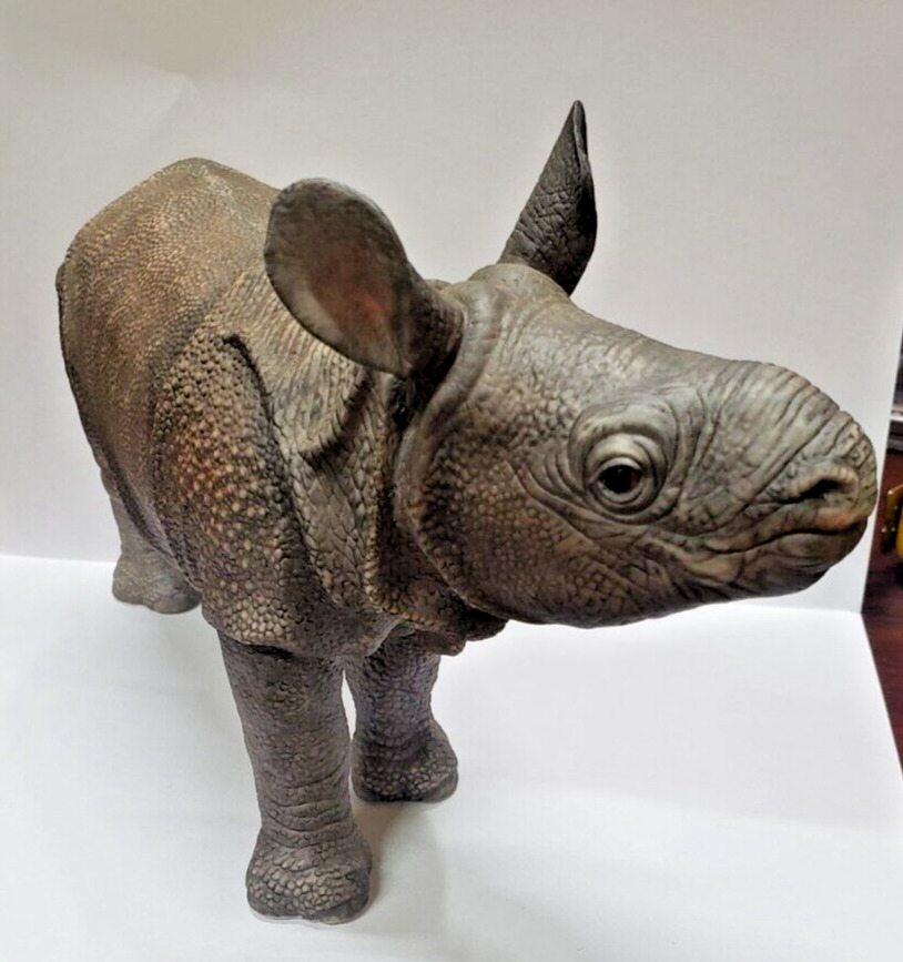 Vintage 1992 Lenox baby greater Asian Rhinoceros porcelain figurine decoration