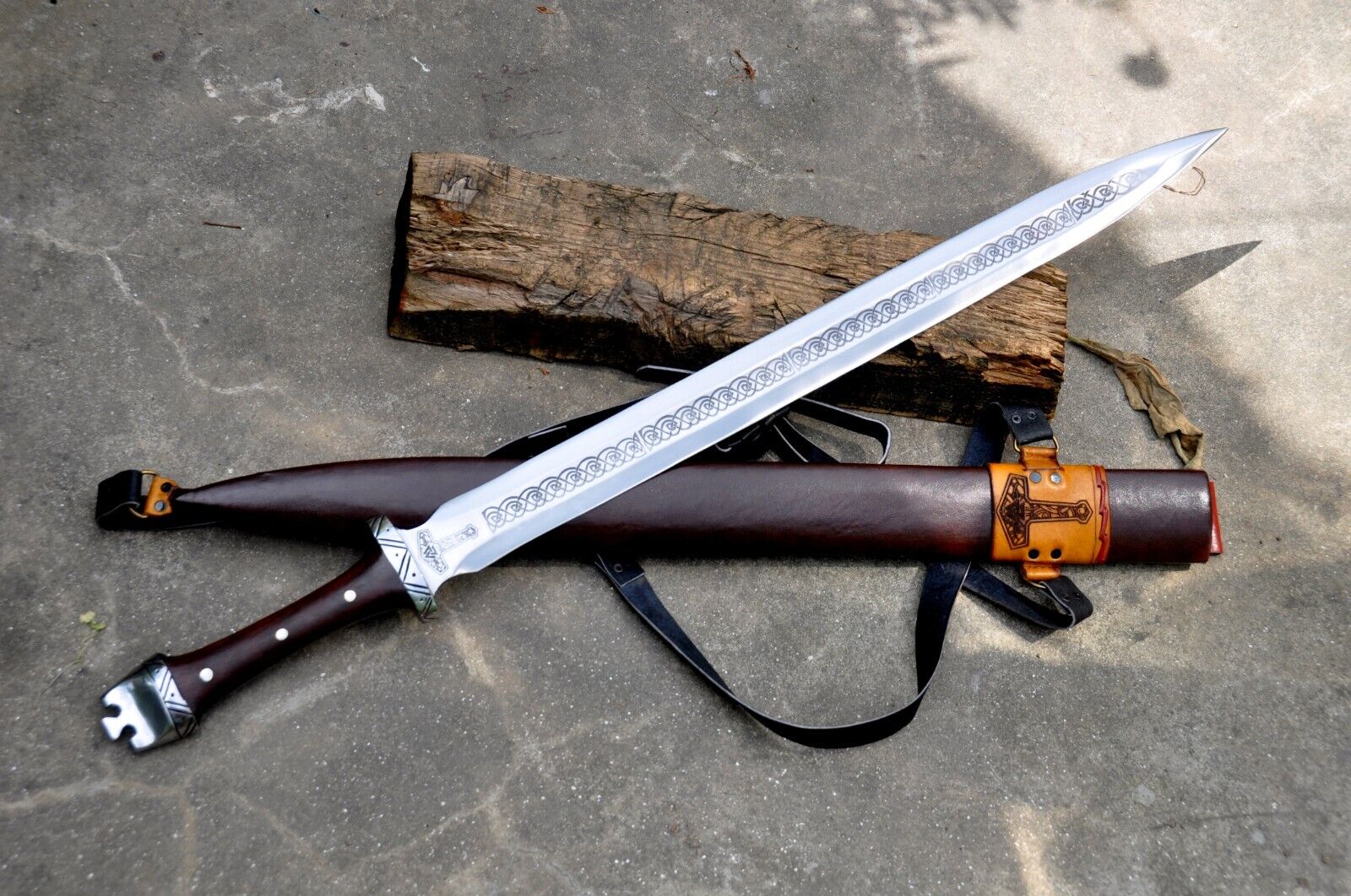 Norseman Viking Sword-24 inches Handmade sword-Hunting, Tactical,Combat sword