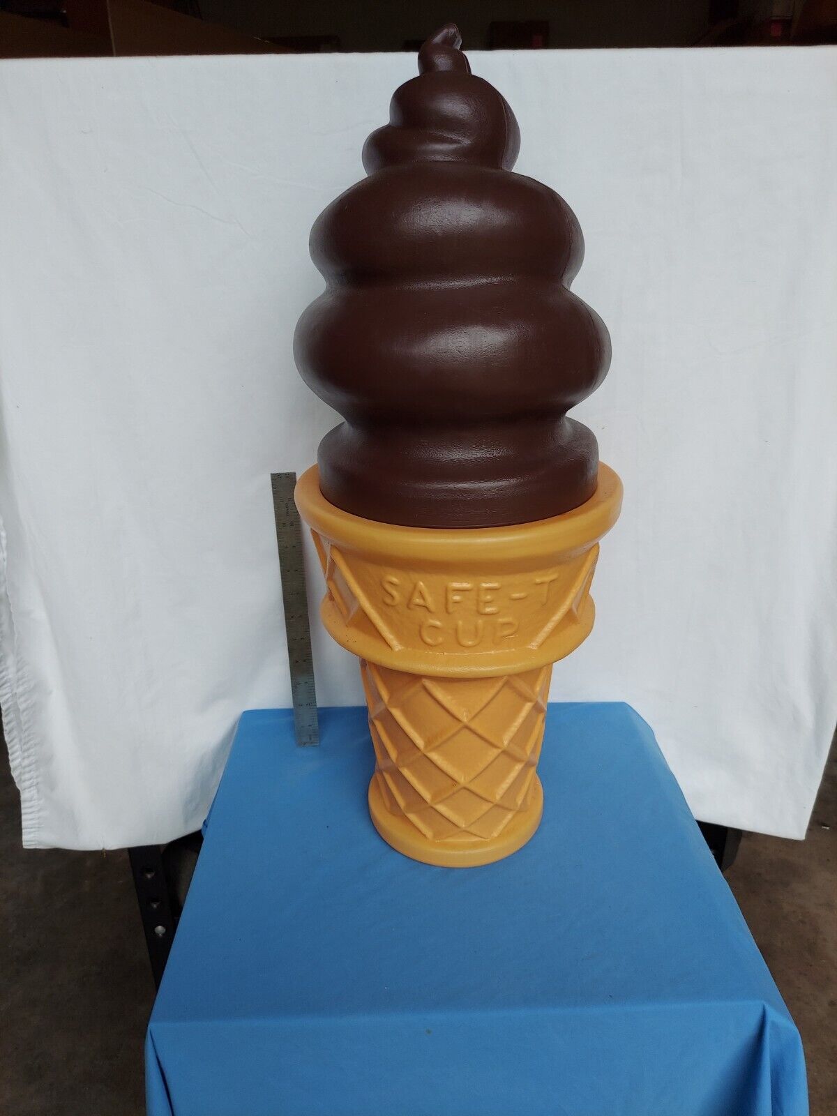 Large Blow Mold Safe-T Cup Dipped Ice Cream Cone 26\