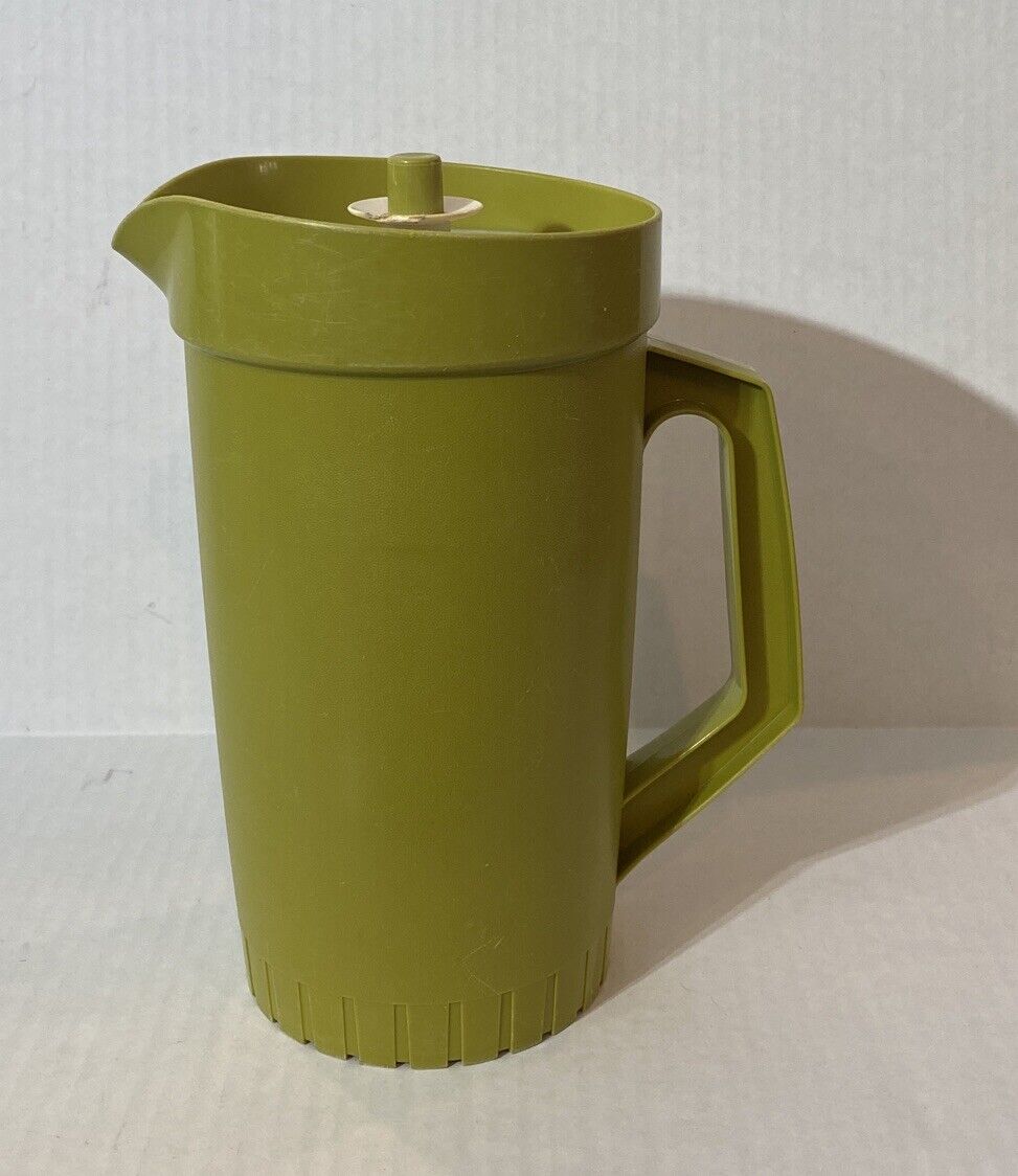 Vintage Tupperware Picture 800- 13 Push And Seal Lid Olive Green 2 Qt