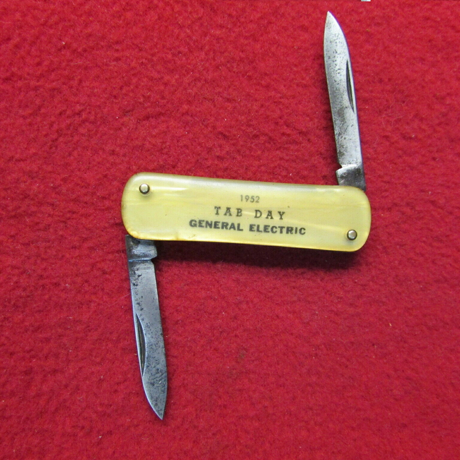 Vintage Folding Knife  1952 Tab Day  General Electric  \