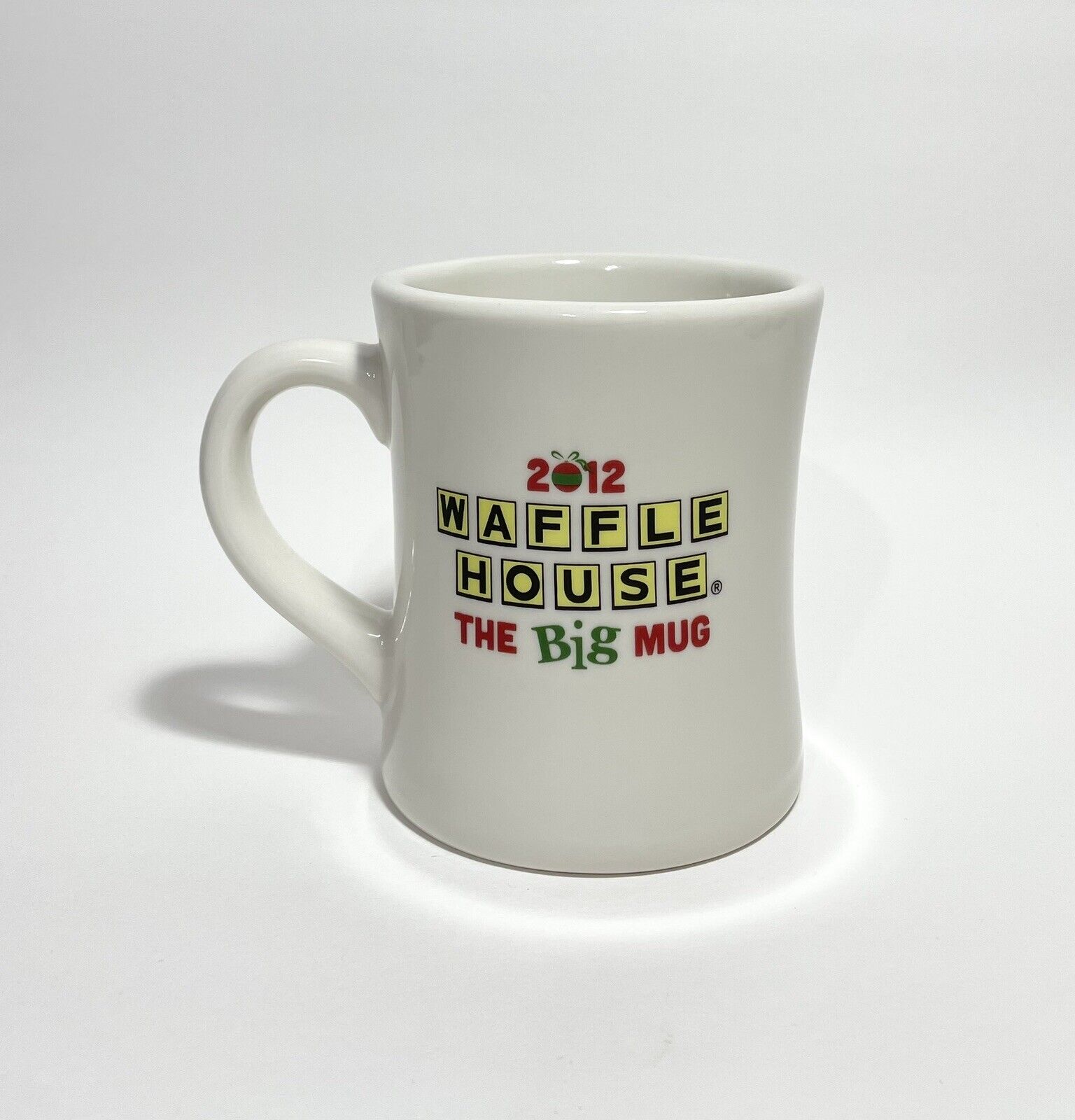 Waffle House The Big Mug Christmas Coffee Cup 2012 Tuxton Holiday Collectible