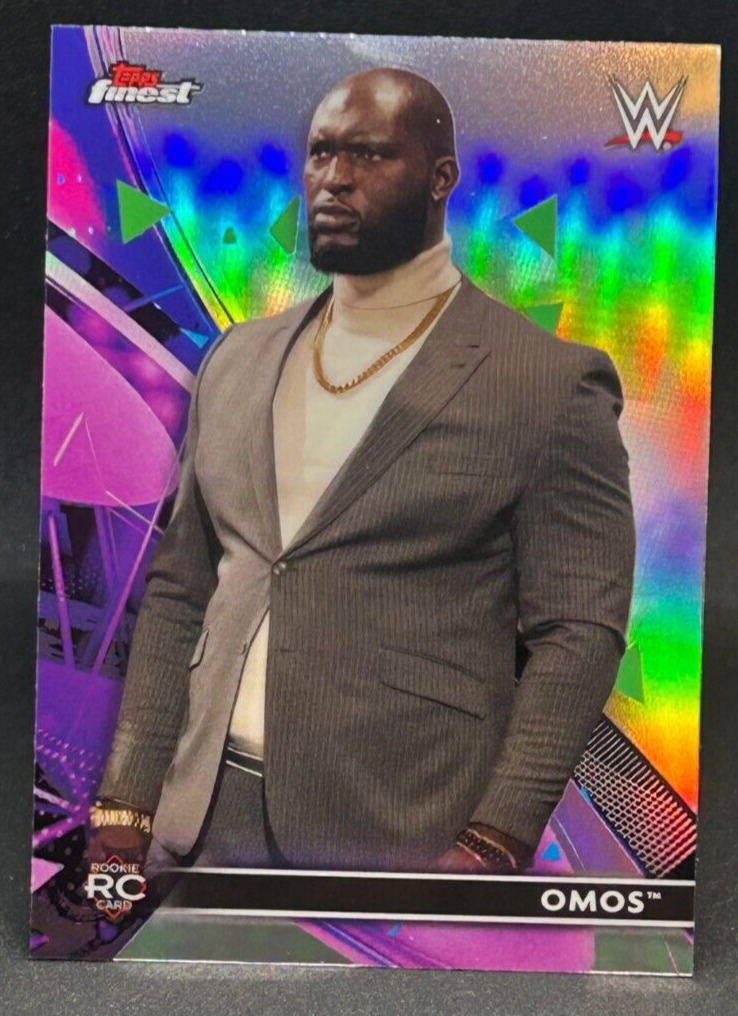 2021 Topps Finest #28 Omos Refractor WWE Rookie (RC)