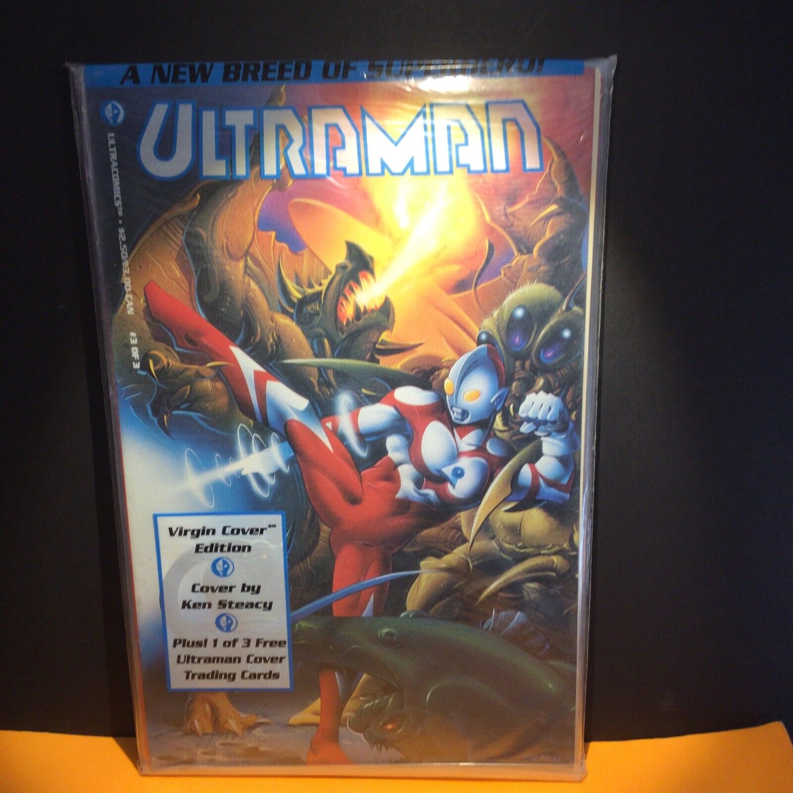 Ultraman   Ultra  Comics  1993 Factory Sealed With Card