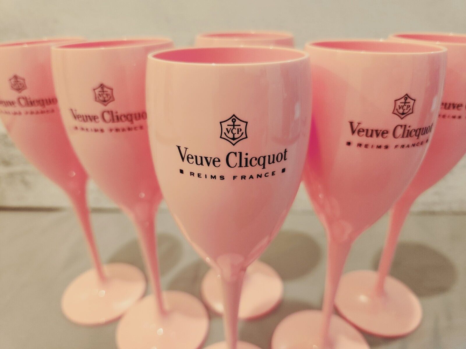 Veuve Clicquot Pink Rose Acrylic Champagne Flute Glass x 6 New 