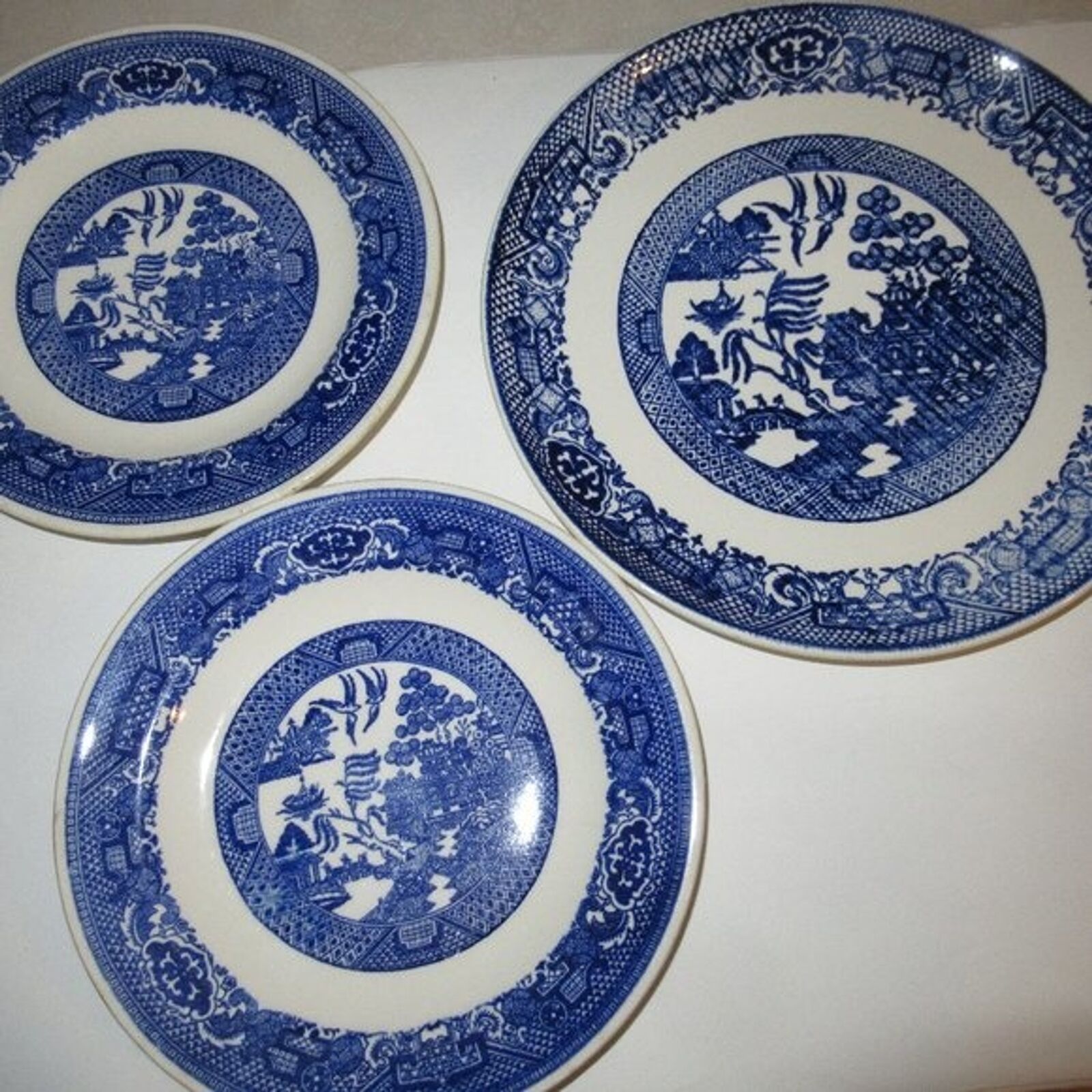 3 Vintage Blue White Blue Willow Plates Unmarked