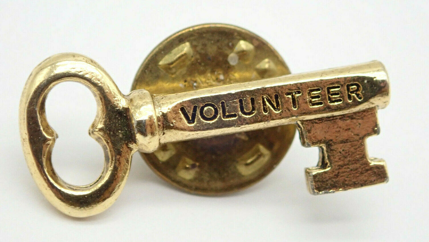 Volunteer Key Gold Tone Vintage Lapel Pin