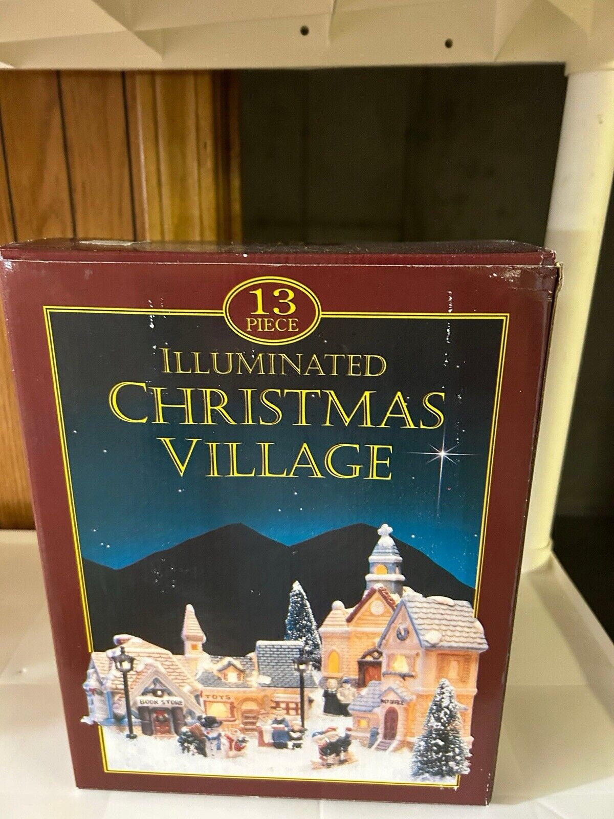 13 Piece CHRISTMAS VILLAGE Illuminated SET Toy Shop Book Store Town Square BOXED