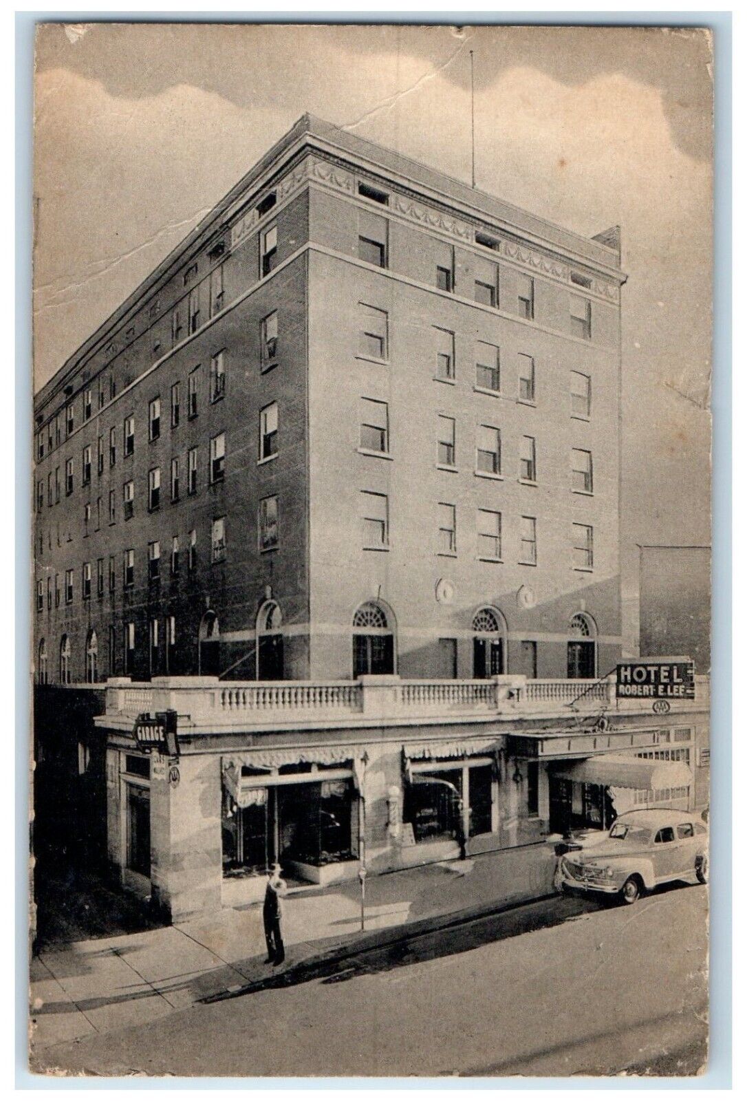 1948 Roadside View Robert Lee Hotel Building Lexington Virginia Vintage Postcard