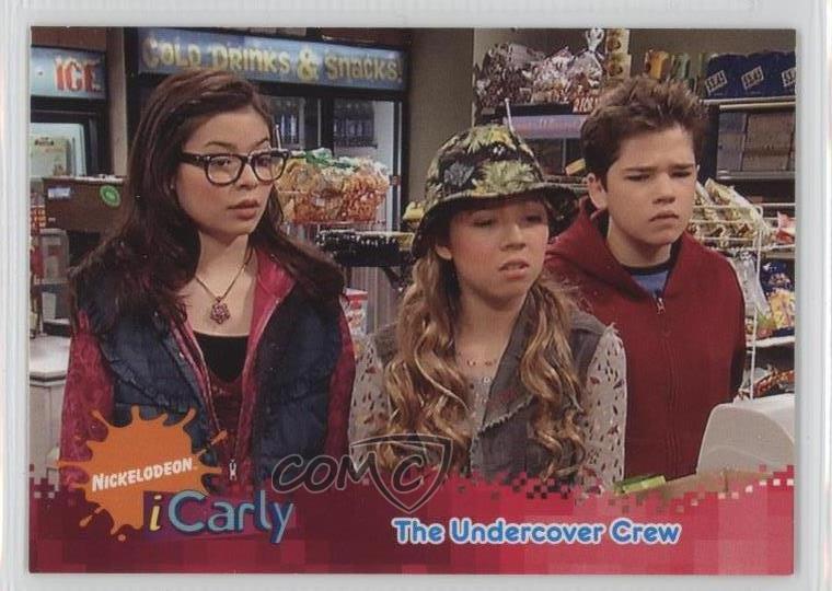 2009 Topps iCarly The Undercover Crew #31 00l5