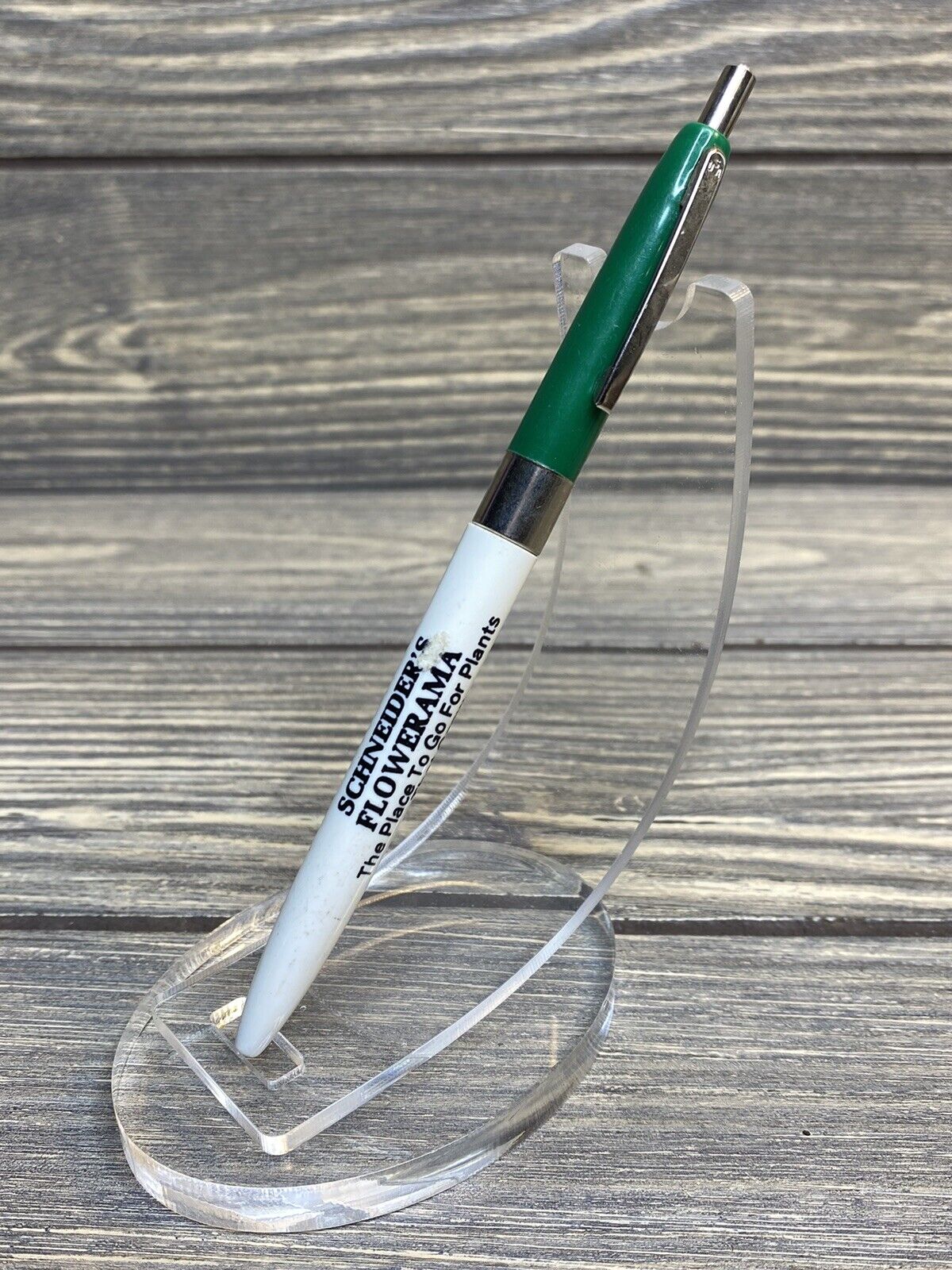 Vintage Pen Schneider‘s Flowerama Bismarck North Dakota Green And White￼