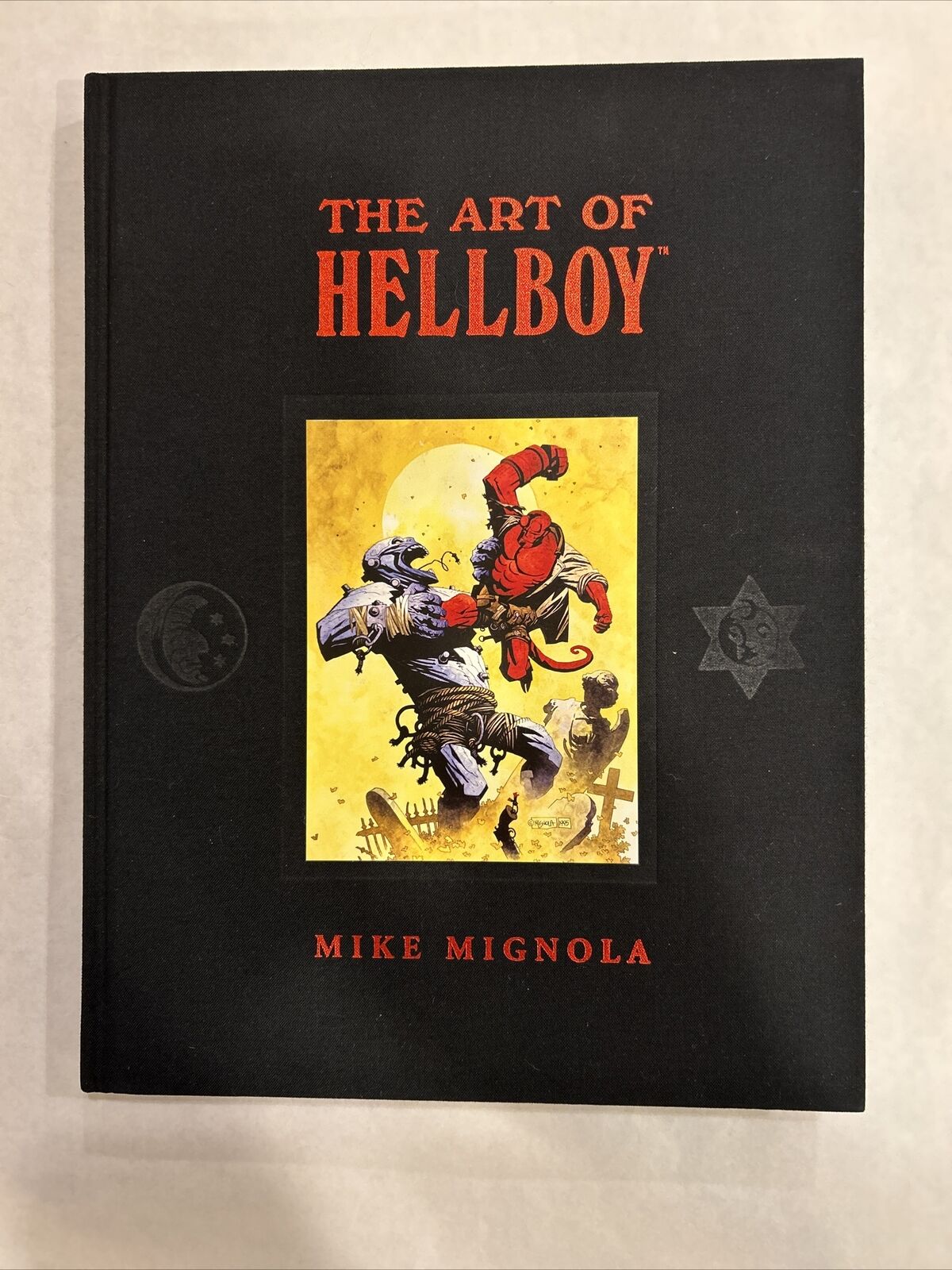 The Art of HellBoy Dark Horse Comics Hardcover by Mike Mignola 2003, Rare Book